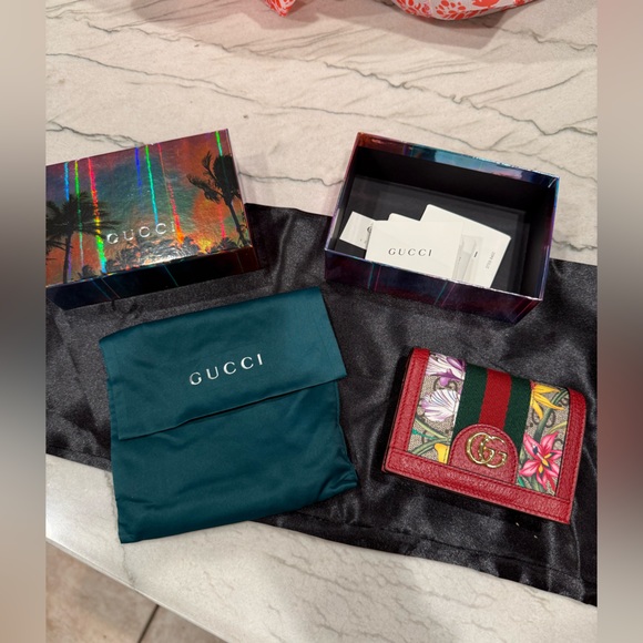 Gucci Flora Print Ophidia Print Wallet-Red Leather interior. Full Inclusion - Picture 16 of 16